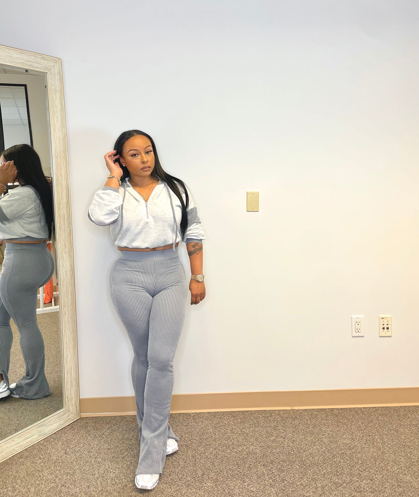 Myra Set Grey