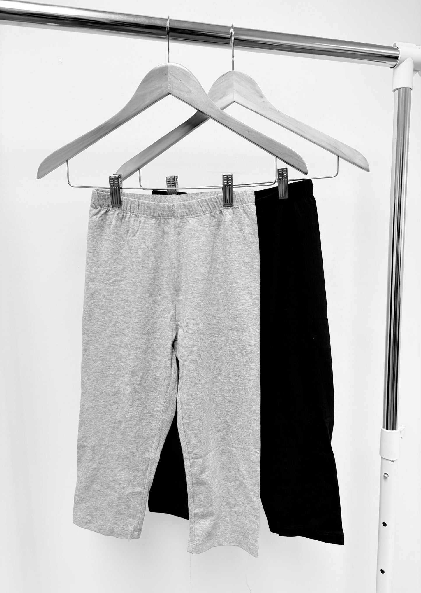 Carina Capri Leggings
